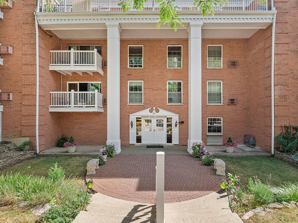 1st image of 81 6th Ave APT 103