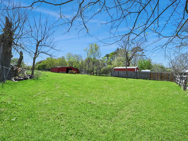 602 Massey Tompkins Rd — Photo 11