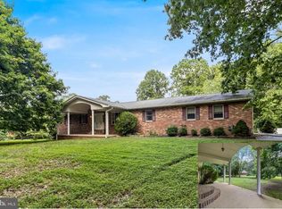 1541 Stinnett Rd, Huntingtown, MD 20639