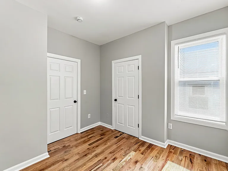 422 Woodside Ave #3 — Photo 14