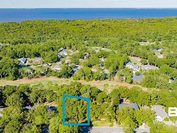 3rd image of 142 Old Mill Rd