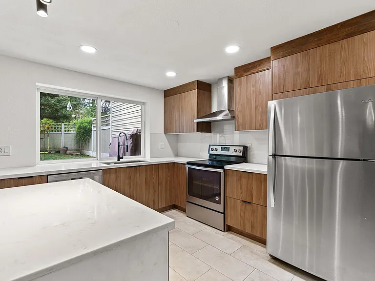 10132 NE 115th Ln — Photo 6