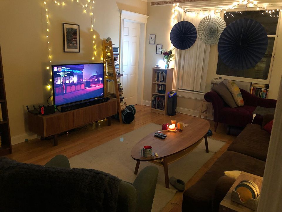 1st image of 5415 S Dorchester Ave APT 1B