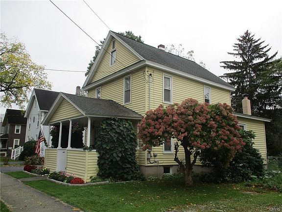 2nd image of 77 Hamlin St