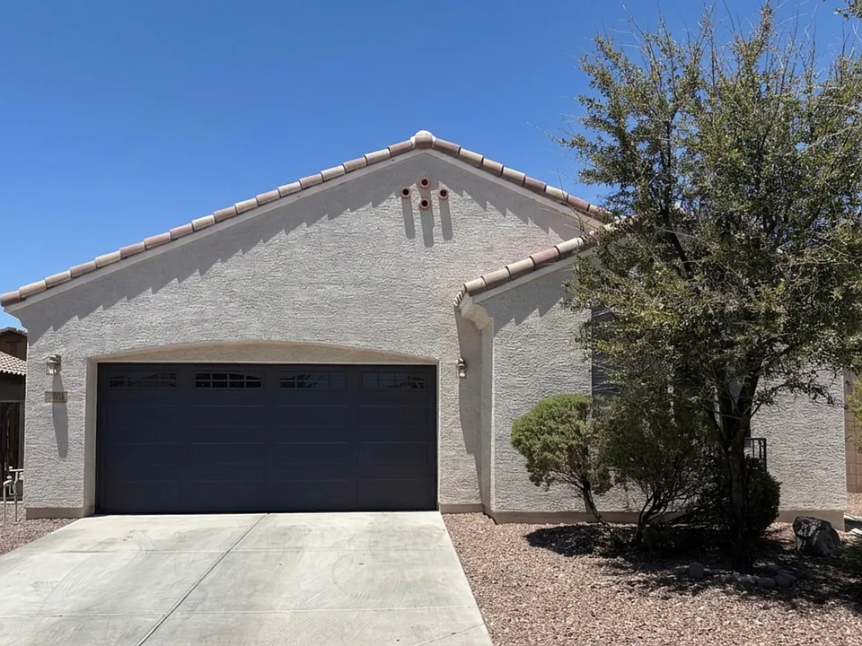 21136 E Creekside Dr