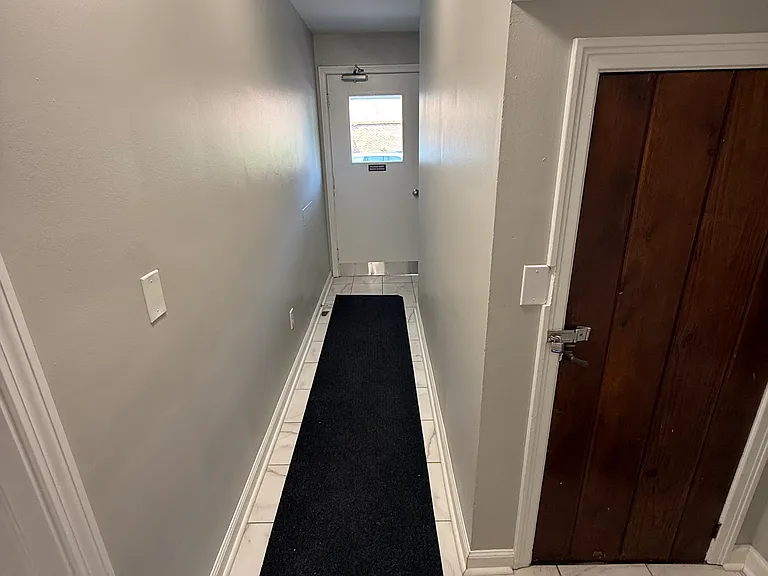 213 Garfield Ave #1 — Photo 27