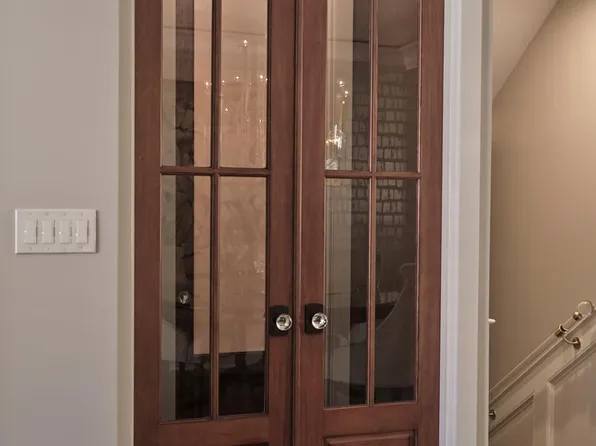 44 W Mechanic St, New Hope, PA 18938