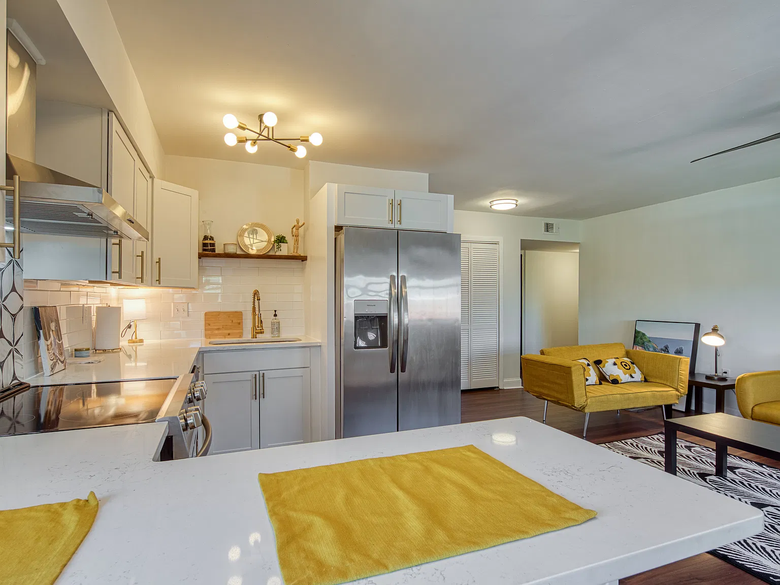 337 W Bute St — Photo 3