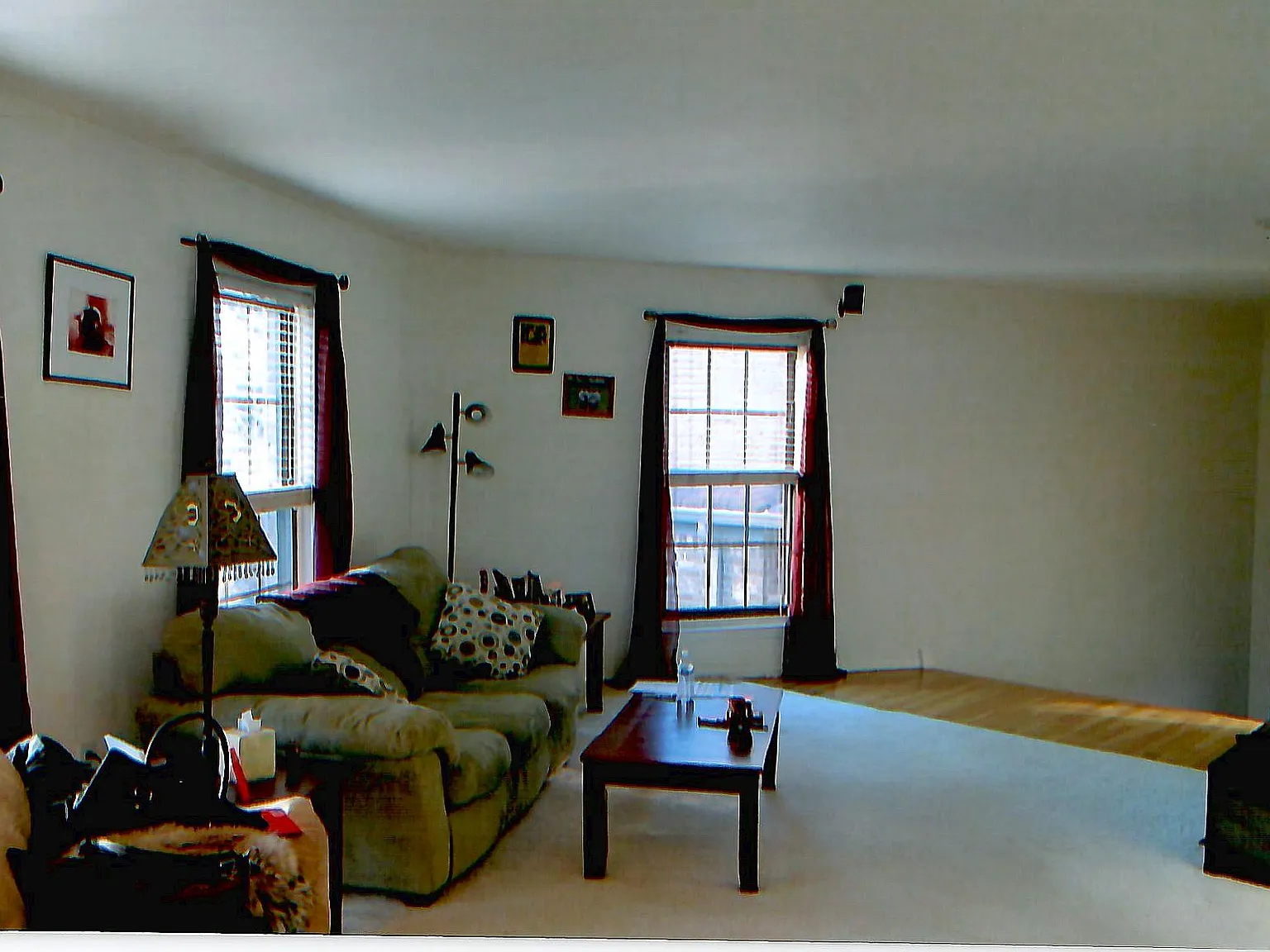1 bed, 950 sqft, $2,200 — Photo 3