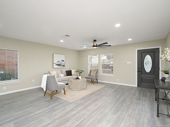 3rd image of 13315 GREENSTONE