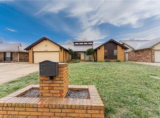 7402 NW 107th St, Oklahoma City, OK 73162