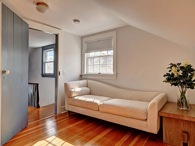18 Rysam St — Photo 8