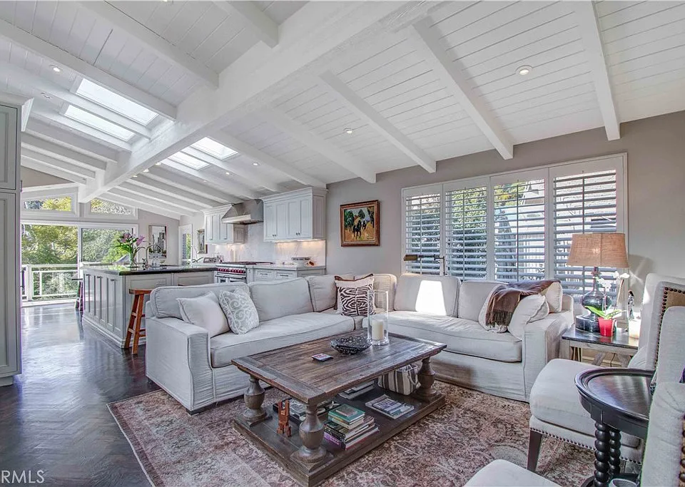 255 Emerald Bay