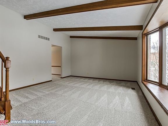 3rd image of 6916 Antler Dr