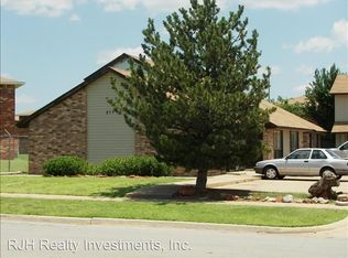 217 Bull Run St APT C, Norman, OK 73071