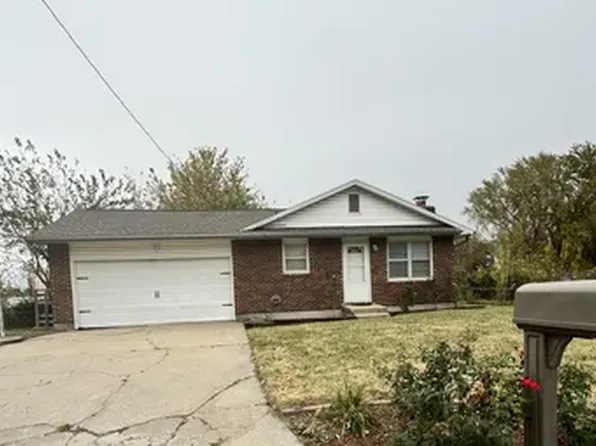 205 E High St, Marshall, MO 65340