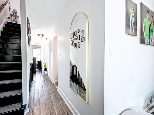 96-40 Pitkin Avenue image 4 of 20