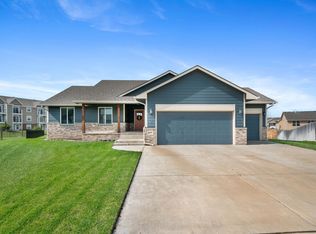 10579 Sondra Ct, Maize, KS 67101
