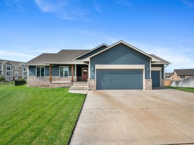 10579 Sondra Ct, Maize, KS, 67101