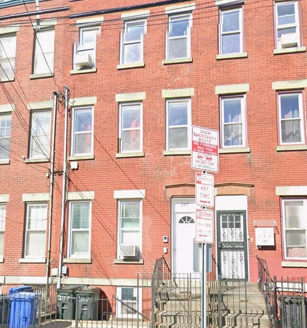 2 bed, 1.0 bath, $2,150 — Photo 1