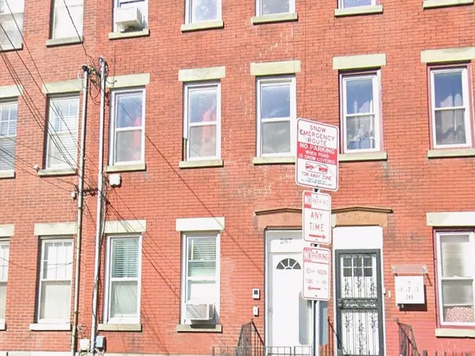287 Bergen Ave #2