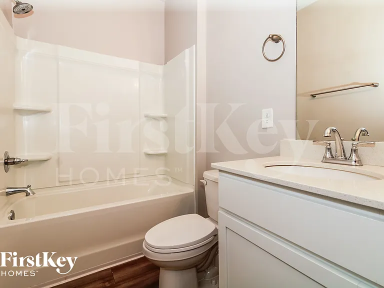 305 Avalon Way — Photo 15