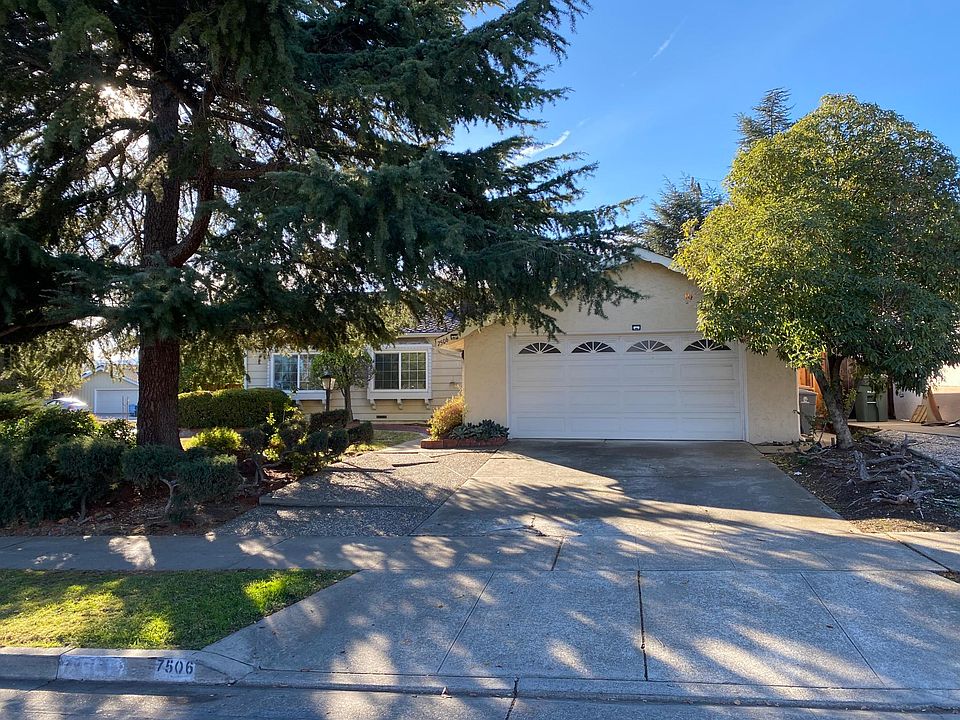 1st image of 7506 Waterford Dr