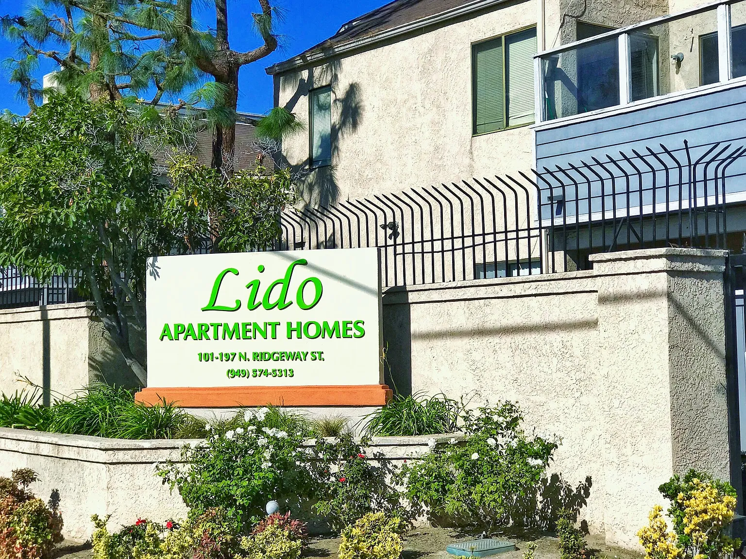 Lido Apartments - 101-197 N Ridgeway — Photo 2