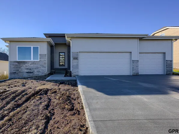 8114 S 185th Cir, Omaha, NE 68136