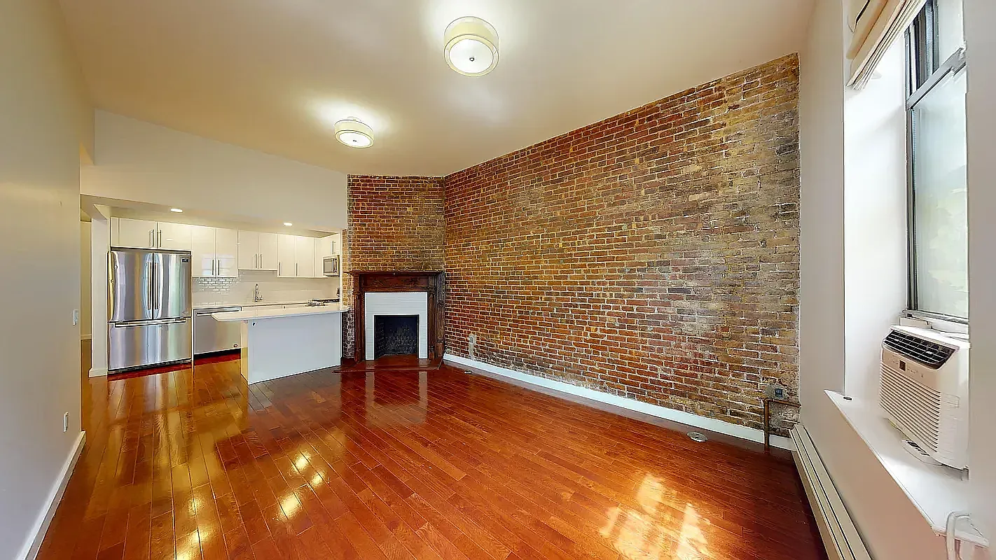210 West 138th Street — Photo 1