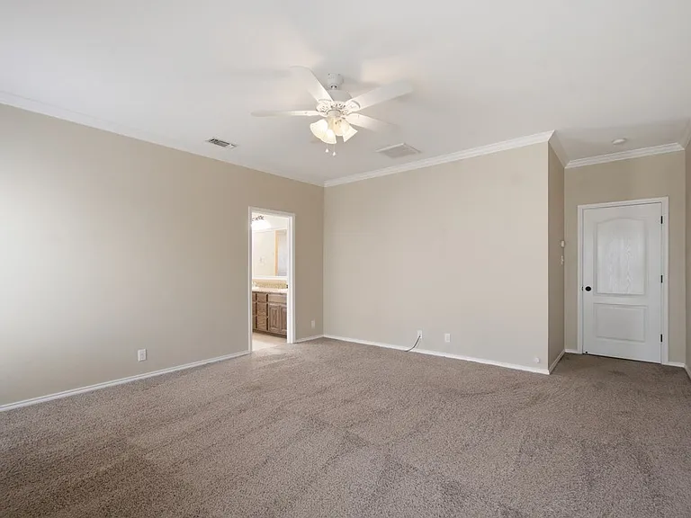 5513 Carmel Ct — Photo 31