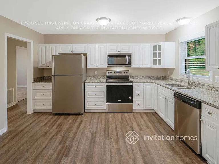 3916 Amsbury Rd — Photo 10