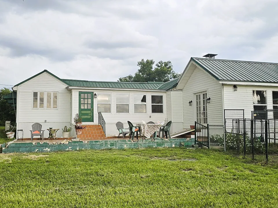 240 Masterpiece Rd