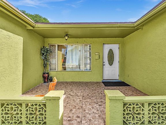4th image of 3400 NW 39th Avenue