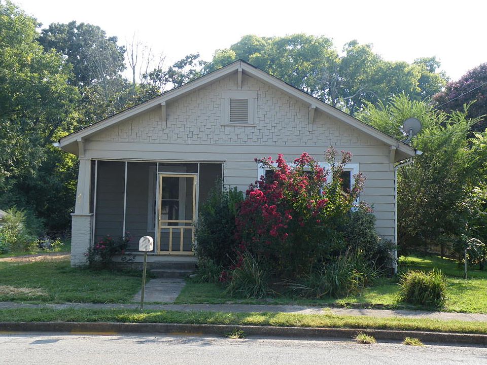 1st image of 231 S Magnolia St