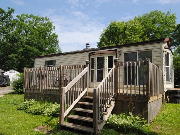 W5229 Surfwood DRIVE #77, Elkhorn, WI 53121