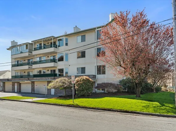 45604 Brett Ave #205, Chilliwack, BC V2P 1N9