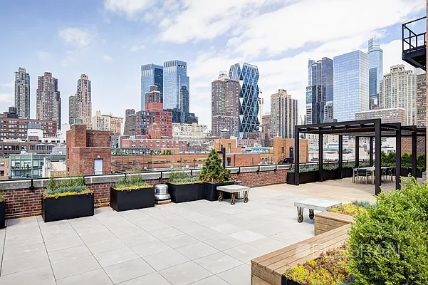 Sold by (Legacy) Elegran | media 6