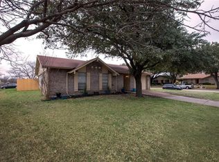 2100 Carlton Rd, Carrollton, TX 75007