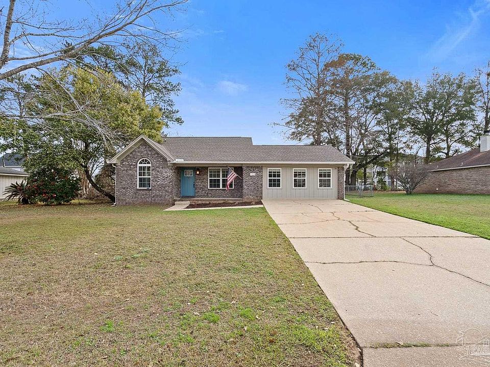 1st image of 133 Twin Oak Dr
