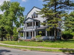 183 Dartmouth Ter, Springfield, MA 01109