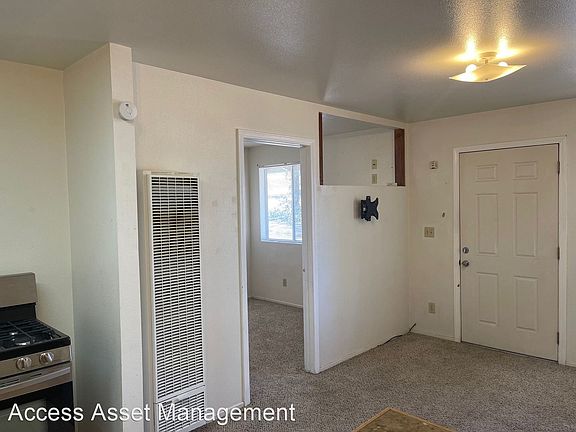 3rd image of 43960 White Mountain Rd #1