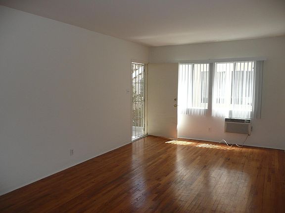 2nd image of 921 W Angeleno Ave APT E