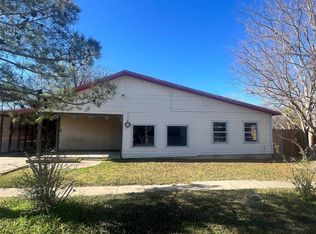 213 S 6th St, Sanger, TX 76266