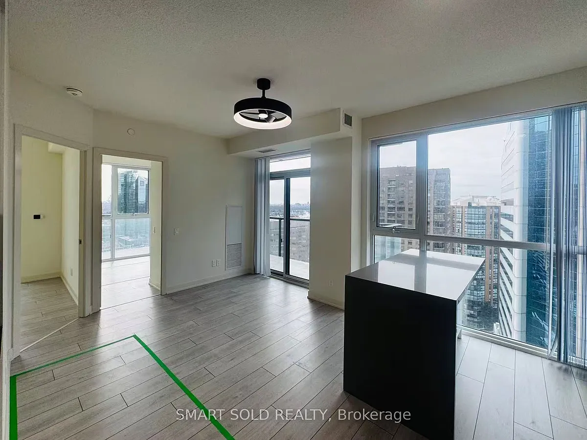Building Photo - 4955 Yonge St #2208
