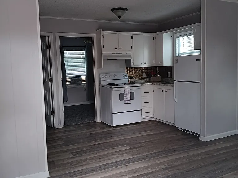 119 Chenet Ave #A — Photo 3