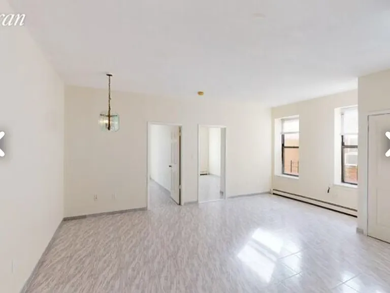 182 Bay 22nd St #4A — Photo 2