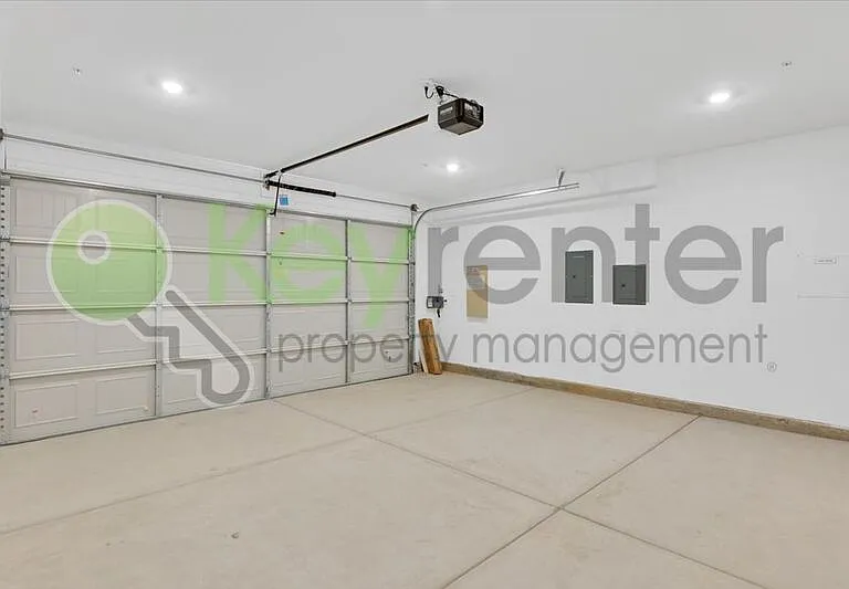 224 Twilight Peak Ct — Photo 41