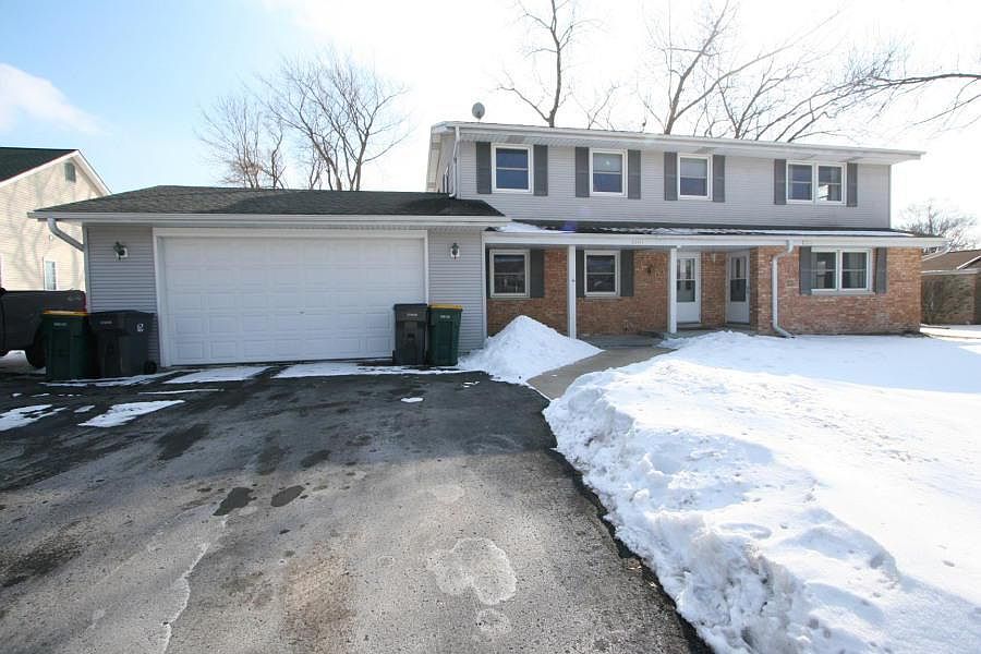 1st image of 11063 W Edgerton Ave