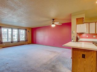 10153 W Whitnall Edge Dr, Franklin, WI 53132